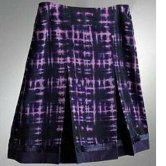 Womens Skirt 8 Purple Plaid Abstract Pleated Back Zip Simply Vera Wang - Picture 1 of 5